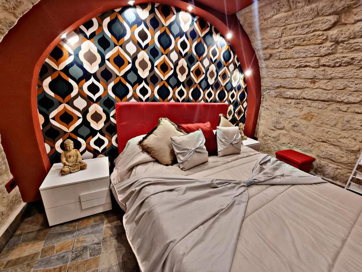 Luxury Borgo Antico Apartment Bari Exterior photo